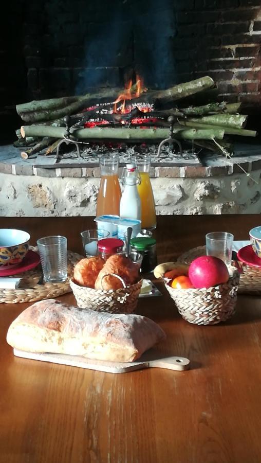 サント＝ゴブルジュ＝サント＝コロンブ Au Bouton Dort Bed & Breakfast エクステリア 写真